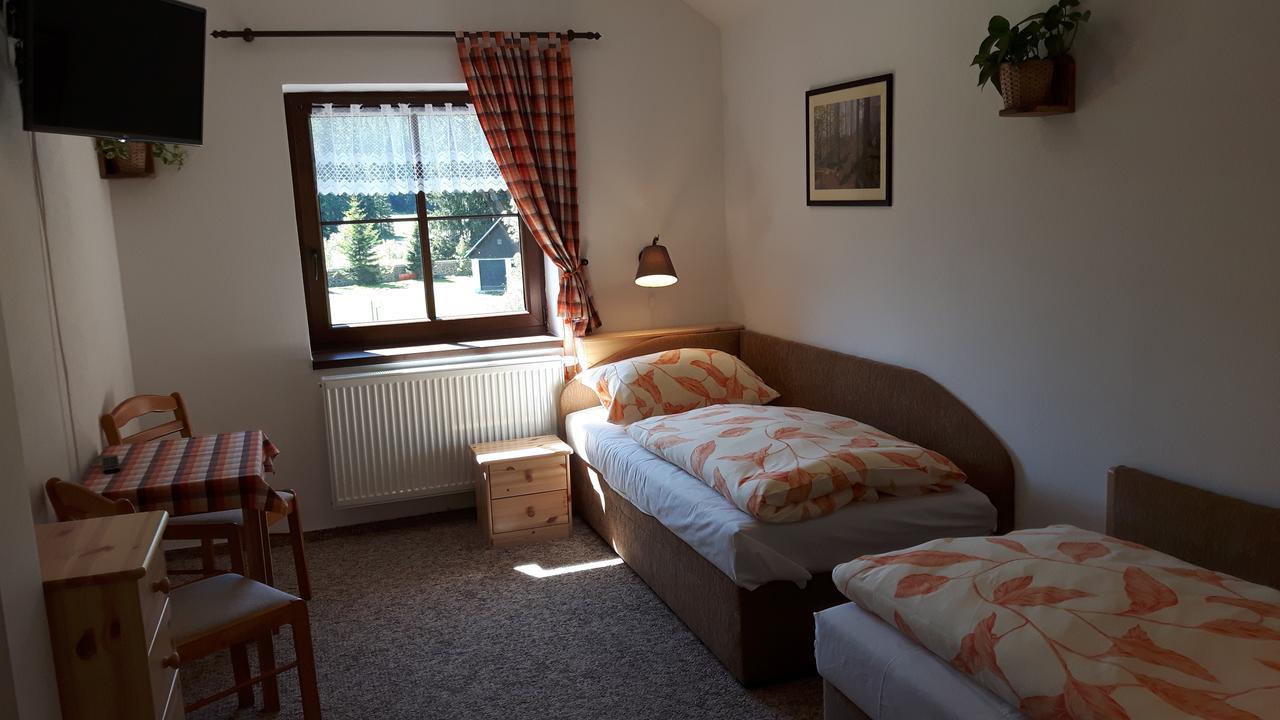 Chata U Tri Sluk Модрава Экстерьер фото